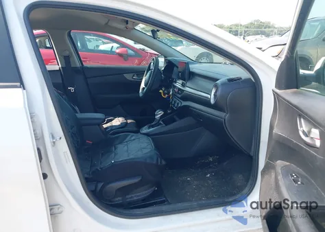 2021 Kia Forte Lxs из США, поврежденный, VIN 3KPF24AD0ME276057